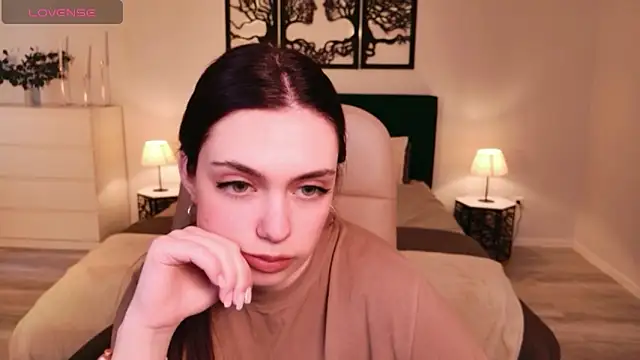 دردشة DaniellaLovely الجنسية المباشرة