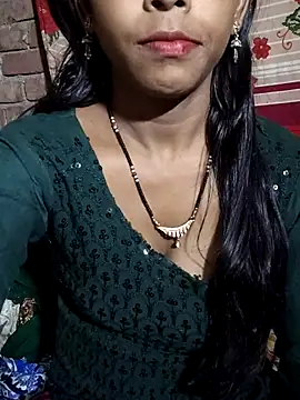 Itz_Aisha__のライブXXXチャット