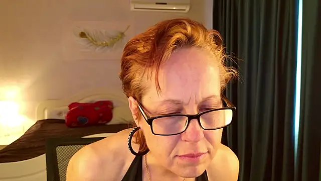 Živý XXX chat LioraWeiss