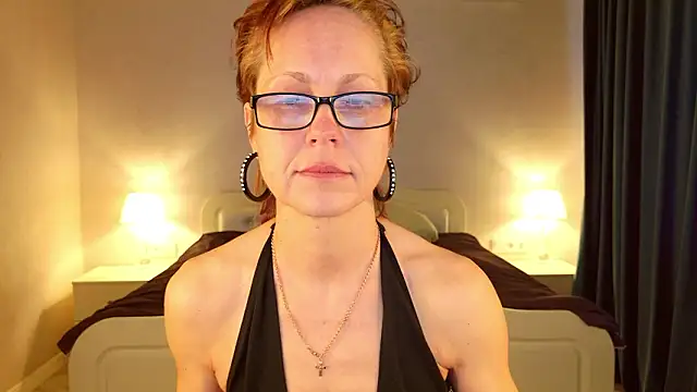 LioraWeiss live XXX chat