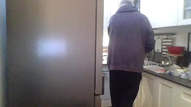 ANONIMO7735 webkamerás műsora