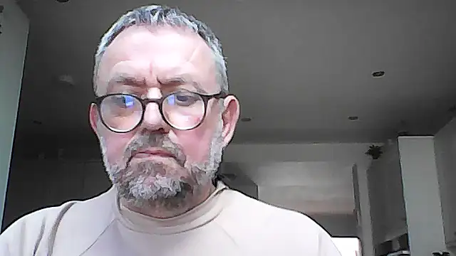 DrewDongle Adlı Modelin Web Kamerası Şovu