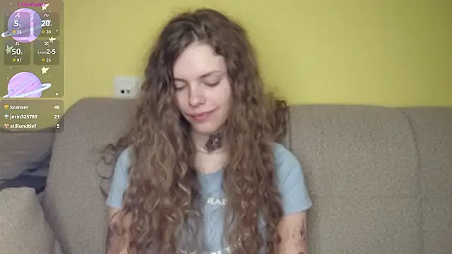 RayaNenlia Chat XXX in diretta