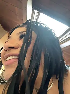 Chat XXX en directo de SashaLiciosa_