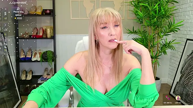 LadyLeea's Live XXX Chat