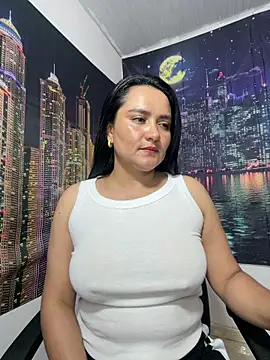 Rouse69_ élő XXX-chatje