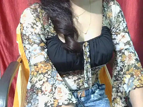 Онлайн чат XXX Adorable_Ayesha