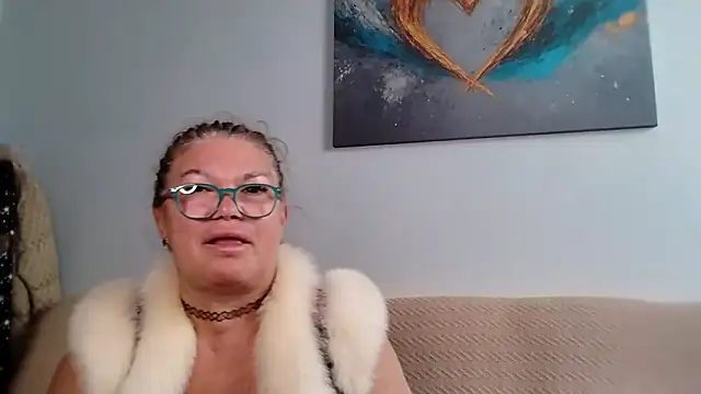 Czat XXX na żywo – BigQueenXxxx