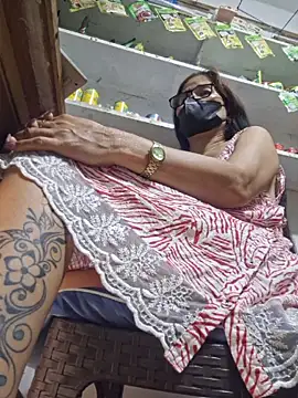 Loreanegel_kissme105 Chat XXX live