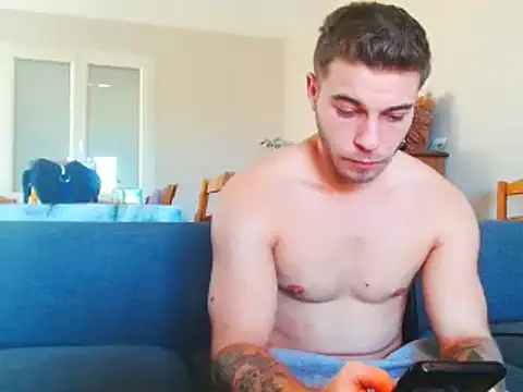 Elkafit28 Show in webcam