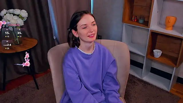 JulieChesnut's Live XXX Chat