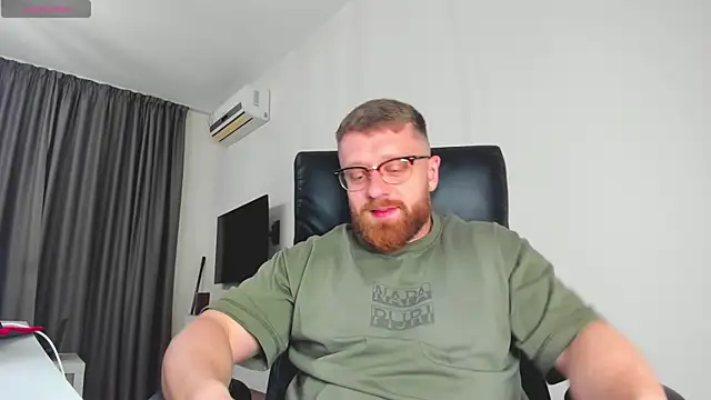 Findom_guyのライブXXXチャット