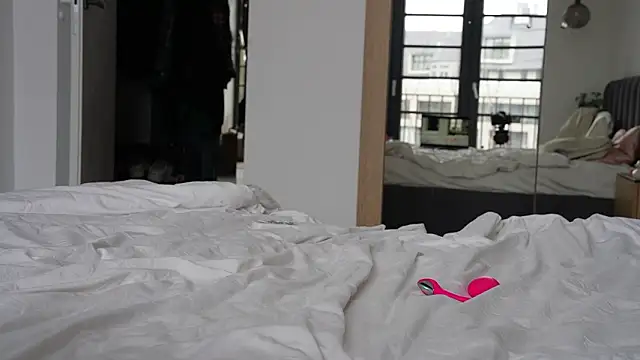 ibiddi: απευθείας συνομιλία ΧΧΧ