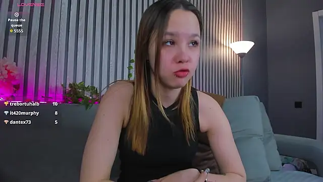 Živý XXX chat Lori_Bllossom