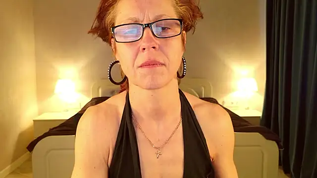 Chatroom XXX en direct de LioraWeiss