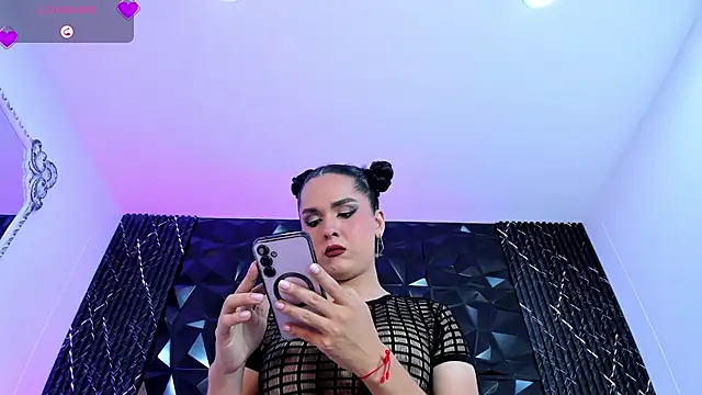 AudreyHayworth Adlı Modelin Canlı XXX Sohbeti