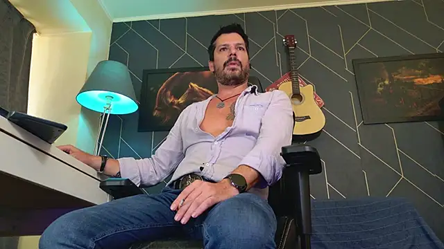 Chat +18 de ChrisKox ao vivo