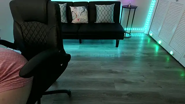 SamieSutton Chat XXX in diretta