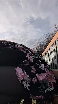 Živý XXX chat Risky_julia2330