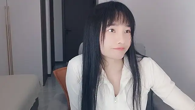 Lisa-3333's Live XXX Chat