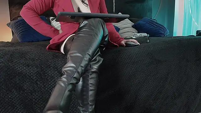 _Jade_16 Live XXX Chat