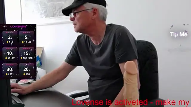 MrPondaro: онлайн-секс-чат