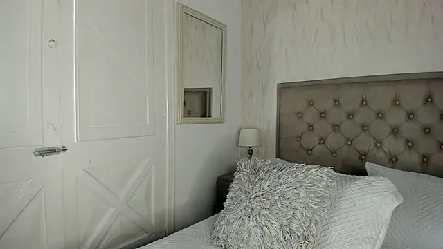 Онлайн чат XXX Sienna_brunette