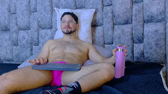 Chat XXX en directo de NICK_MOSS_