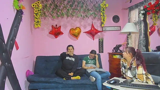 lesbiancuple: онлайн-секс-чат