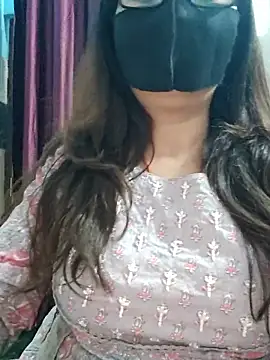 Aishwaryaa_69 Webcam-Show