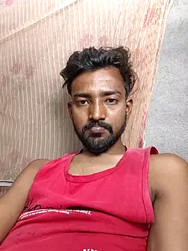 India_HOT23: διαδικτυακό σόου στην κάμερα