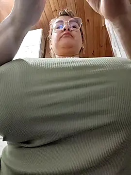 Chat XXX Live AlexxiaaMat