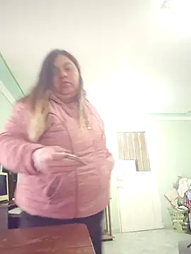 Онлайн чат XXX curvy_diva_