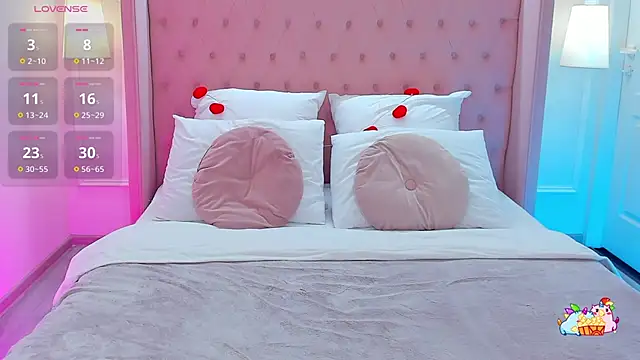 CassieRide live XXX chat