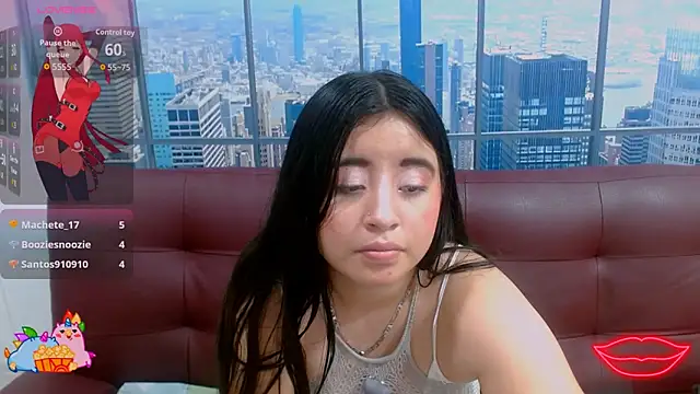 Chat +18 de angelhotlatina18 ao vivo