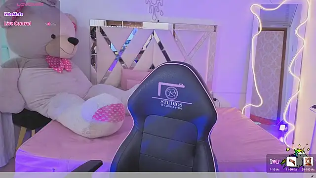 Czat XXX na żywo – SABRIINA_TAY