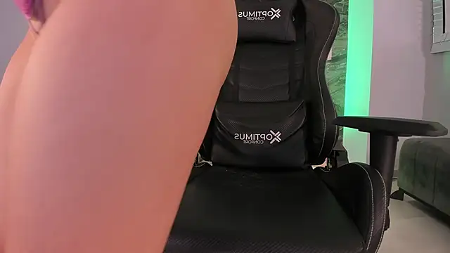 Živý XXX chat KylaMorrison