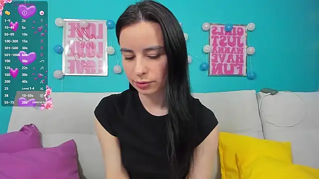 Chatroom XXX en direct de Horny_Nikki_