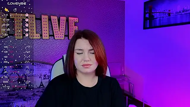 แชท XXX สดของ Lilumytrend