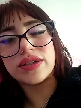 Kitty_Melodi: онлайн-секс-чат