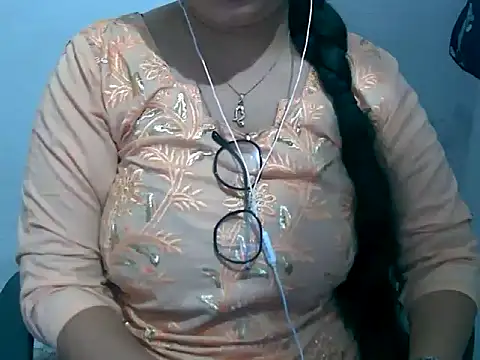 Cute_Aliyaa Chat XXX in diretta