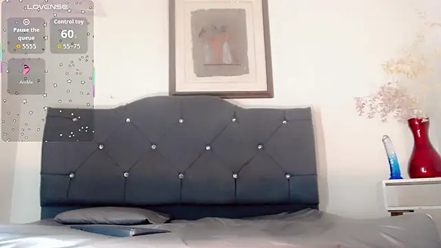 suzume_Mendez's Live XXX Chat