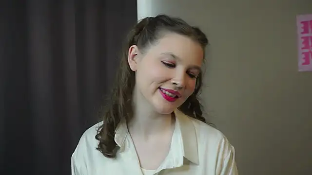 Онлайн чат XXX NicoleBryd