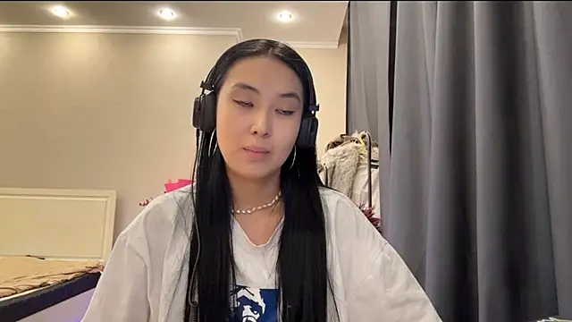 Онлайн чат XXX SinaGervasi