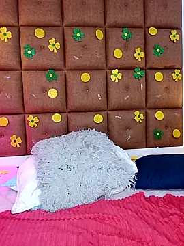 ELLA_KELLY Chat XXX in diretta