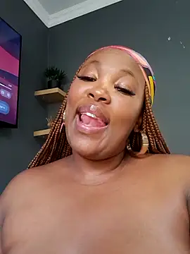 Chatroom XXX en direct de SWEETDOLLY29XX