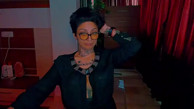 دردشة Lucky_Deniz الجنسية المباشرة