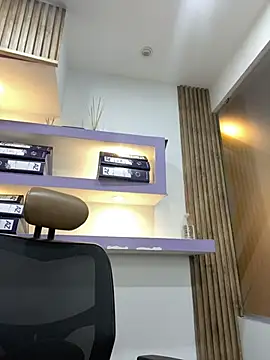 isabella_horney_: онлайн-секс-чат