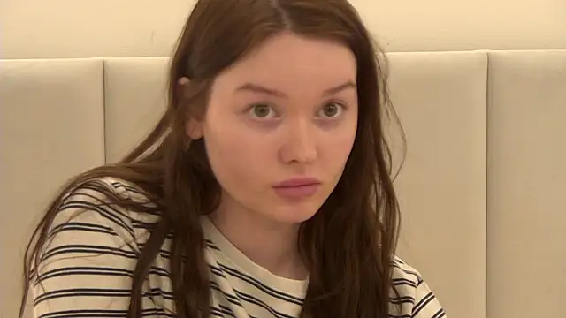 دردشة VickiBanx الجنسية المباشرة