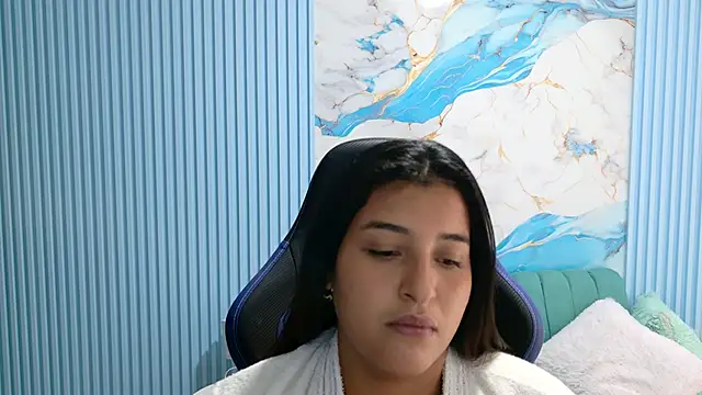 Julieth21_: онлайн-секс-чат